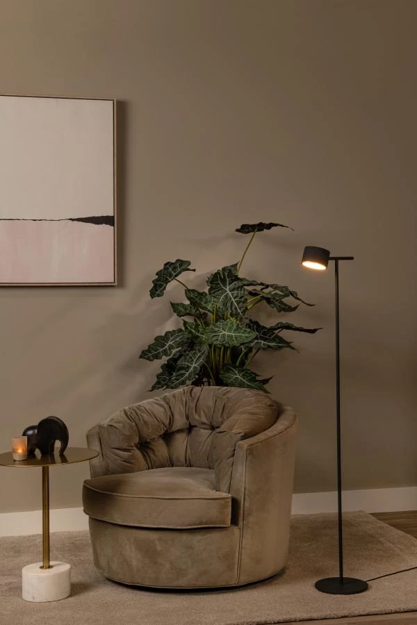 Lucide GIAN - Vloerlamp - LED Dimb. - 1x9W 2700K - Zwart - sfeer 1